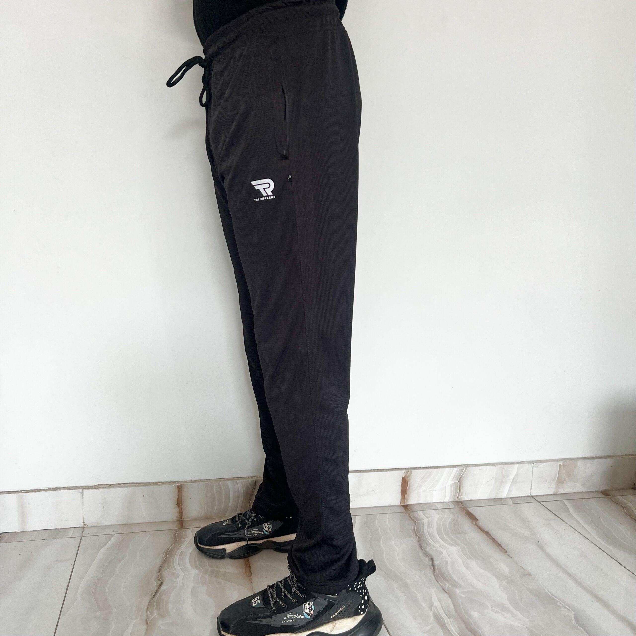 Basic Knitted Black Trouser