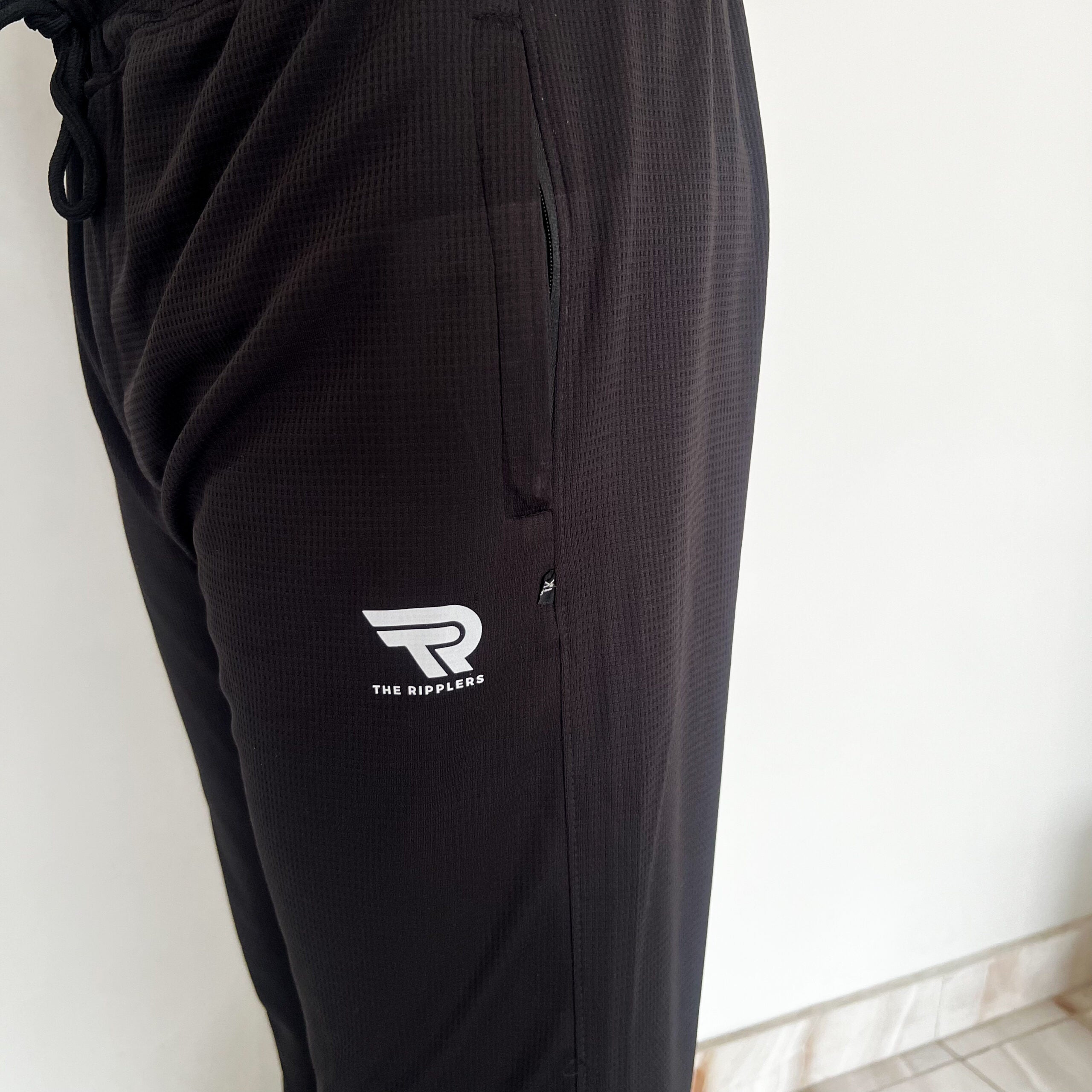 Basic Knitted Black Trouser